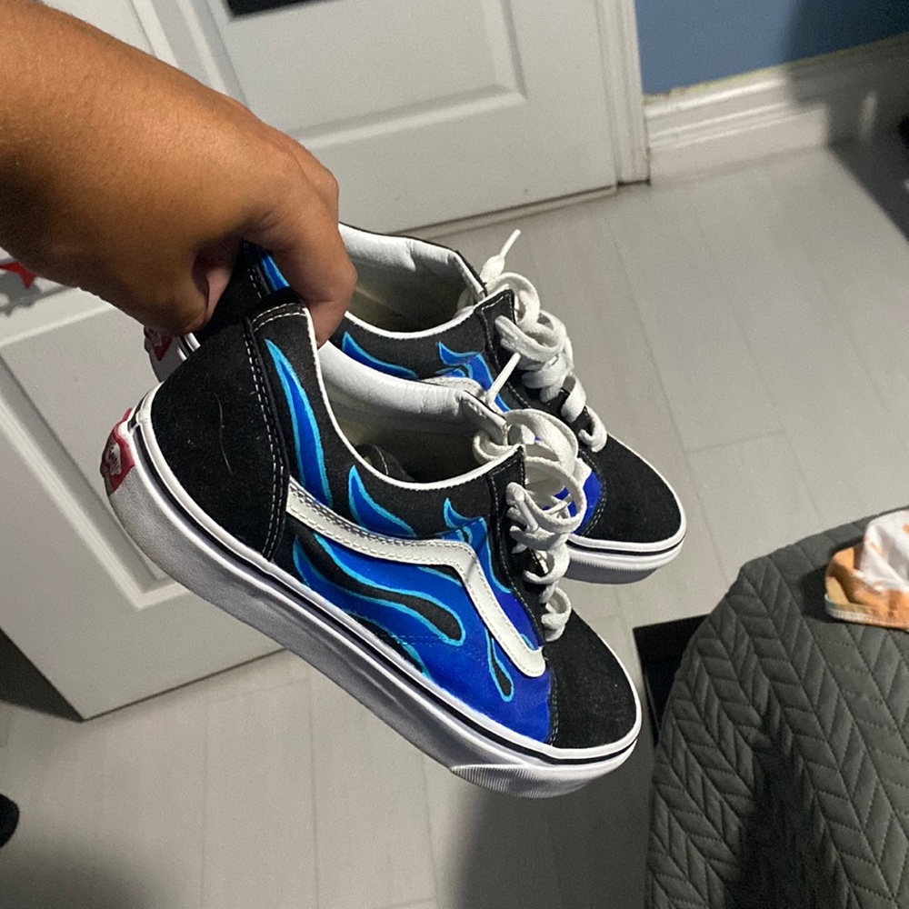 VANS OLD SKOOL FLAME CUSTOM SIZE 9